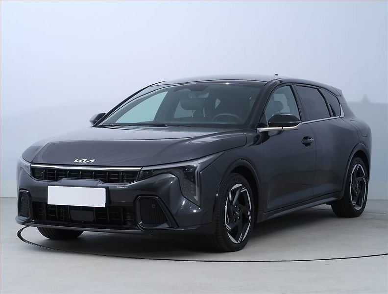 Kia K4 (2026) GT-Line 1.6 T-GDI - fotka 2 z 20