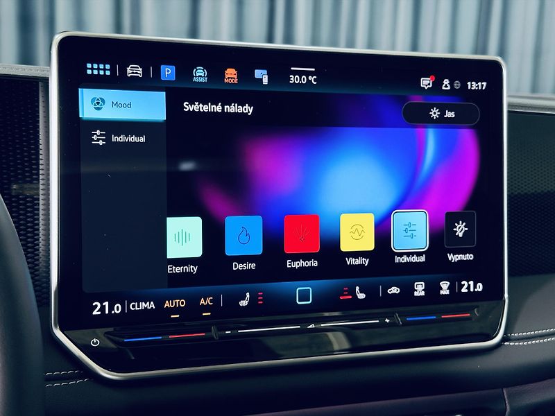 Volkswagen Tiguan (2025) *GOAL*LED*TAŽ*ACC* - fotka 27 z 35