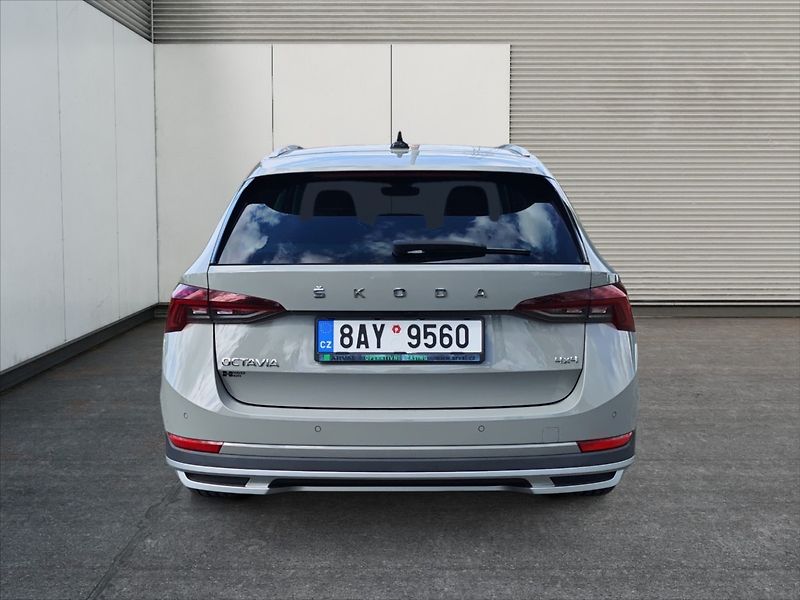Škoda Octavia 2,0 TDI 110 4x4 Scout DSG - fotka 4 z 11