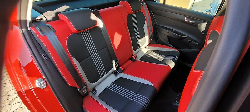 Škoda Fabia (2017) 3 Monte Carlo 1,2TSi 66kW  - fotka 14 z 40