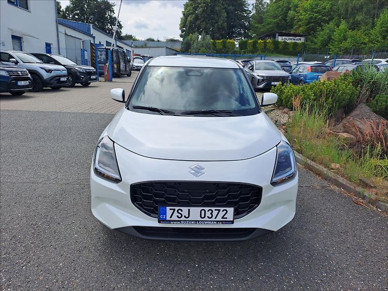 Suzuki Swift 1,2 PREMIUM HYBRID MY26 - fotka 2 z 20