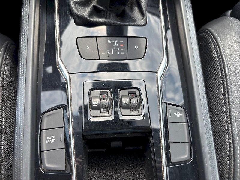 Peugeot 508 (2016) 2.0 HDI 133 kW Automat - fotka 9 z 30