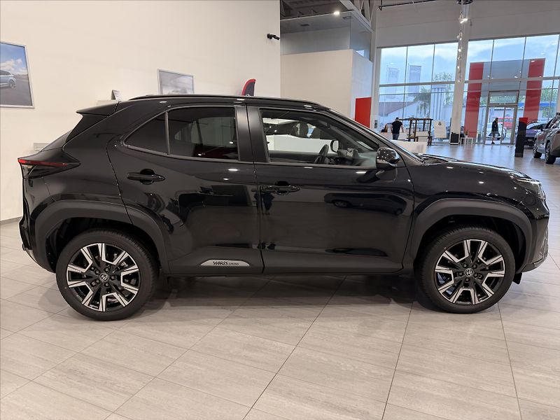 Toyota Yaris Cross (2026) 1,5 Executive monotone  (130k) - fotka 6 z 11