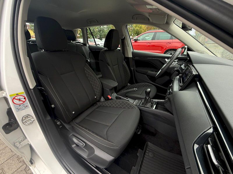 Škoda Kamiq (2023) 1.0 TSI 81 kW Ambition - fotka 21 z 22