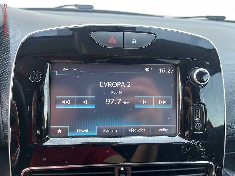 Renault Clio (2018) 1.2i, 1.maj,ČR, AC, tempo - fotka 11 z 16