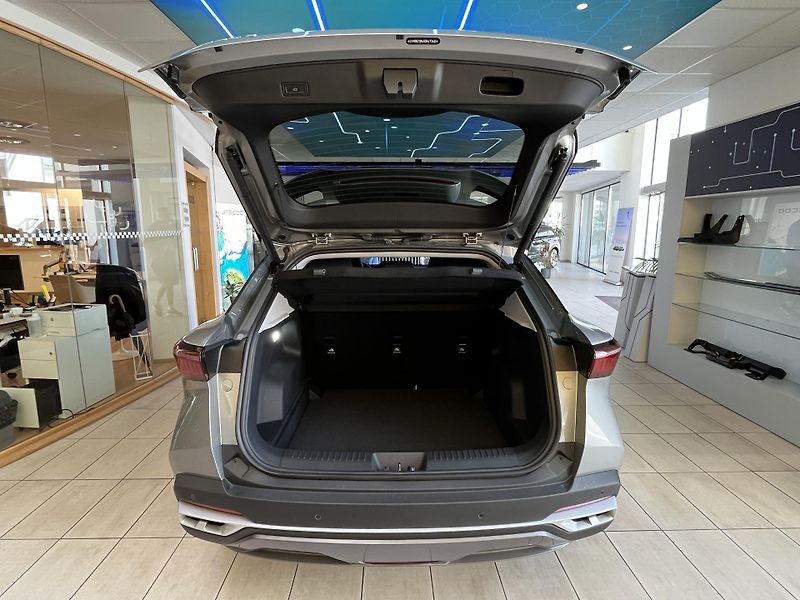 Omoda 5 (2026) 1.6 TGDI PREMIUM - fotka 13 z 15