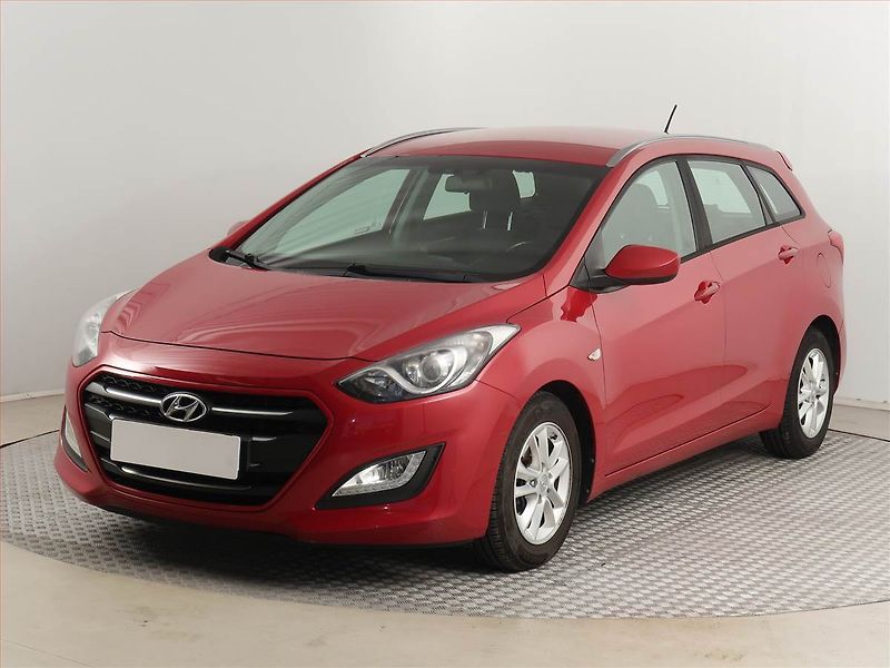 Hyundai i30 (2016) 1.6 GDI, Tempomat - fotka 2 z 18