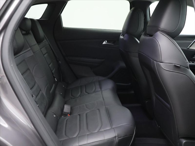Citroën C5 X 1,6 THP 115kW Exclusive CZ DPH - fotka 11 z 29
