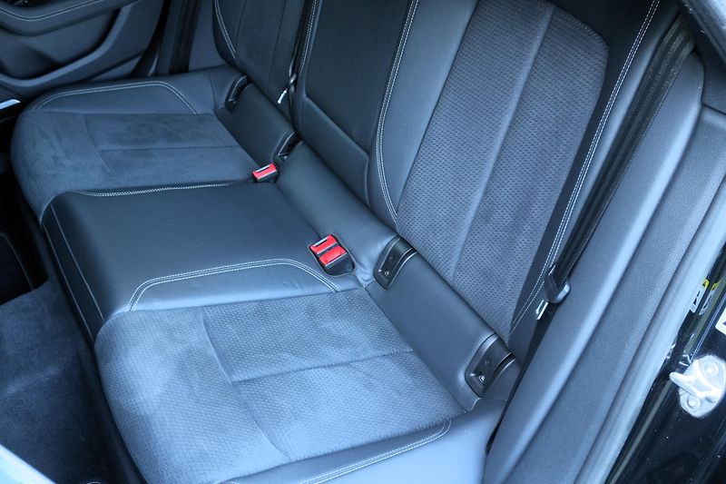 Audi A7 55 TFSI e, Quattro, Tažné, B&O - fotka 35 z 42