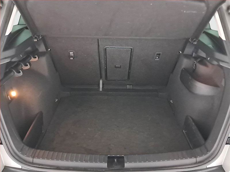 Škoda Karoq (2019) 1.0 TSI, Serv.kniha, Navi - fotka 14 z 17