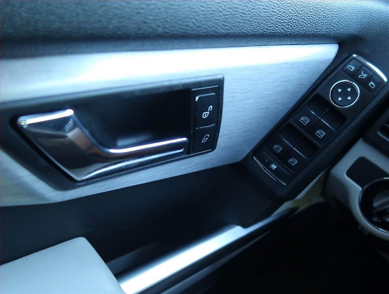 Mercedes-Benz GLK (2010) 220 CDI, 4X4, Automat, Kůže - fotka 16 z 16