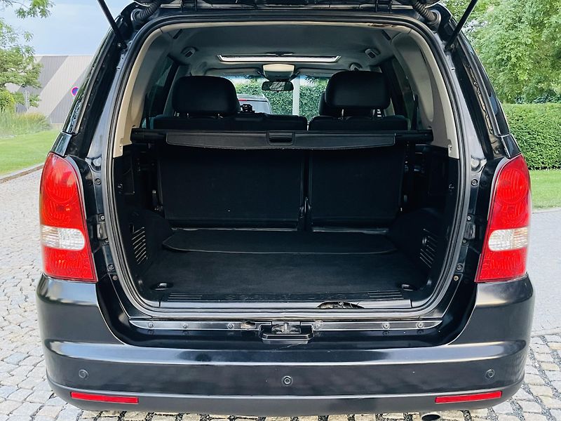 SsangYong Rexton 2.7XDi 4x4 AUT VÝHŘEV KAMERA - fotka 19 z 43
