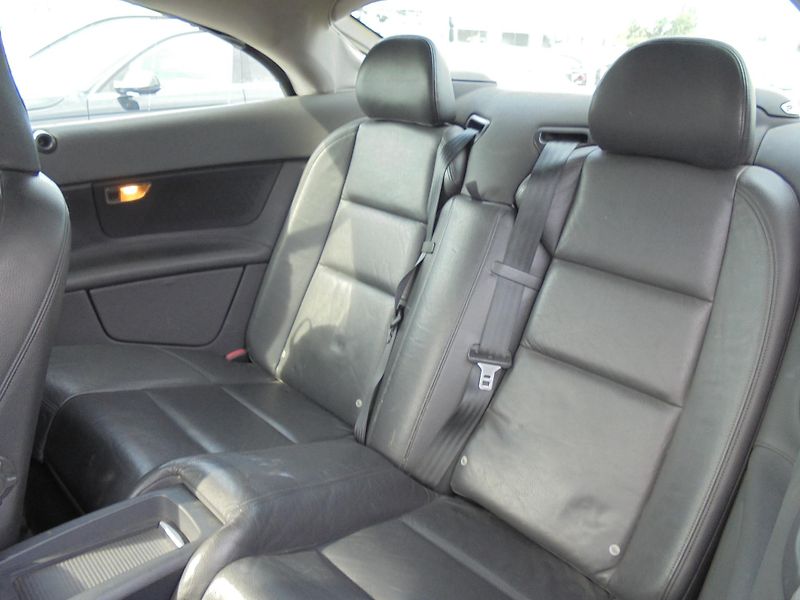 Volvo C70 (2007) 2.4 D5 - AUTOMAT - NAVI - KŮŽE - fotka 11 z 11
