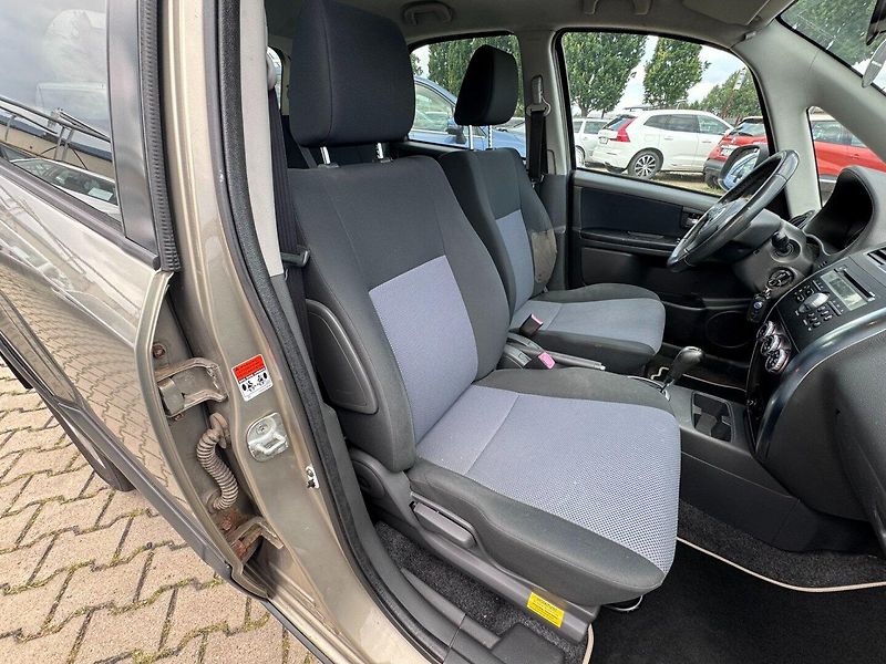 Fiat Sedici (2008) AUTOMAT 1,6i 79 KW SUZUKI SX4 - fotka 30 z 35