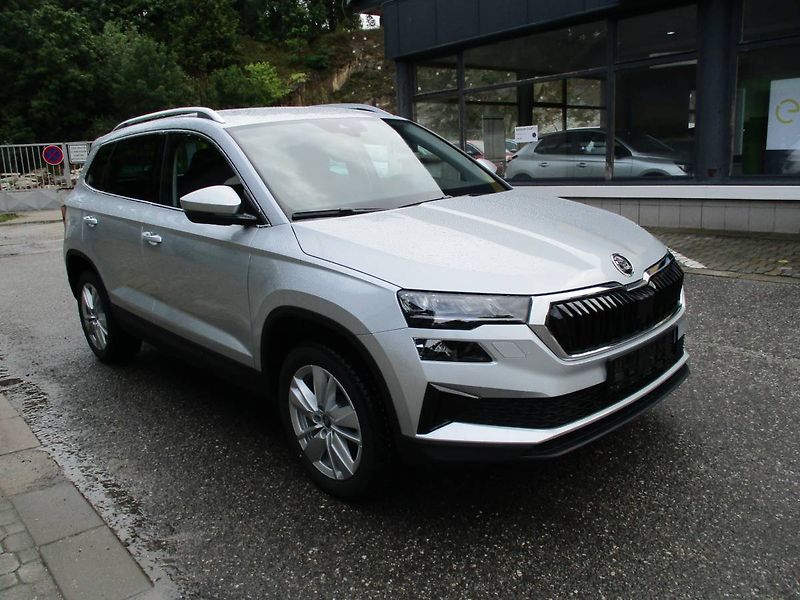 Škoda Karoq Top Selection 1,5TSI 110kW DSG - fotka 3 z 15