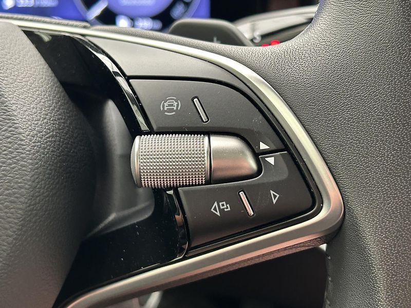 Škoda Superb 2.0 TDI 4x4 L & K - fotka 23 z 31