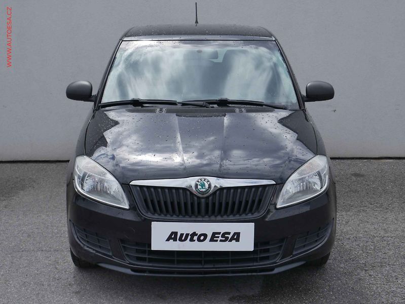 Škoda Fabia (2011) 1.2i, ČR, AC - fotka 2 z 12