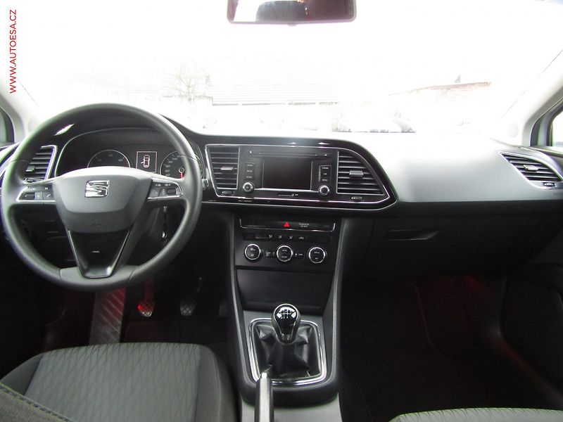Seat Leon (2013) 1.6TDi, AAC, tempo - fotka 8 z 19