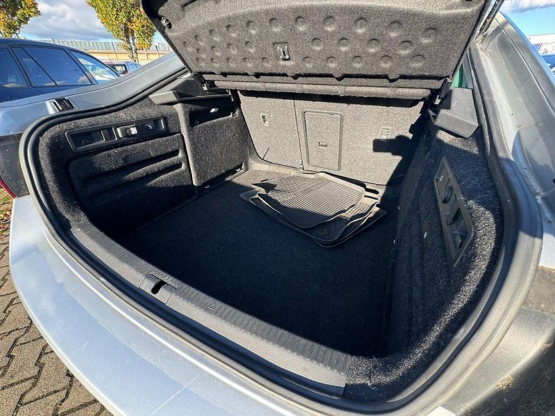 Škoda Superb (2019) DSG 2,0 TDI 140 KW STYLE+ SŠA - fotka 42 z 49