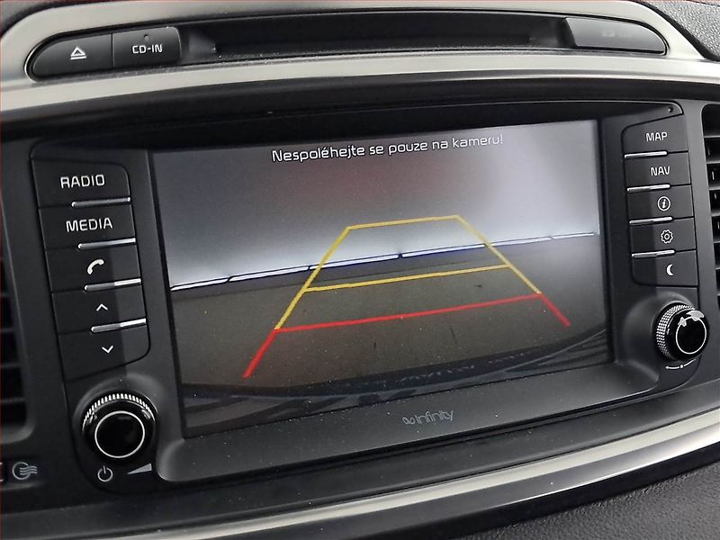 Kia Sorento (2016) 2.2 CRDi, 4X4, Automat, Kůže - fotka 18 z 23