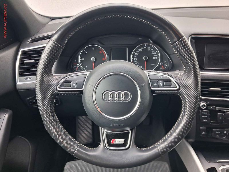 Audi Q5 (2014) 2.0TDI Quattro, S-line - fotka 11 z 16