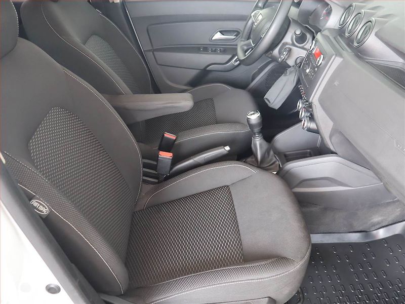 Dacia Duster (2019) 1.5 Blue dCi, 4X4, Tempomat - fotka 9 z 16