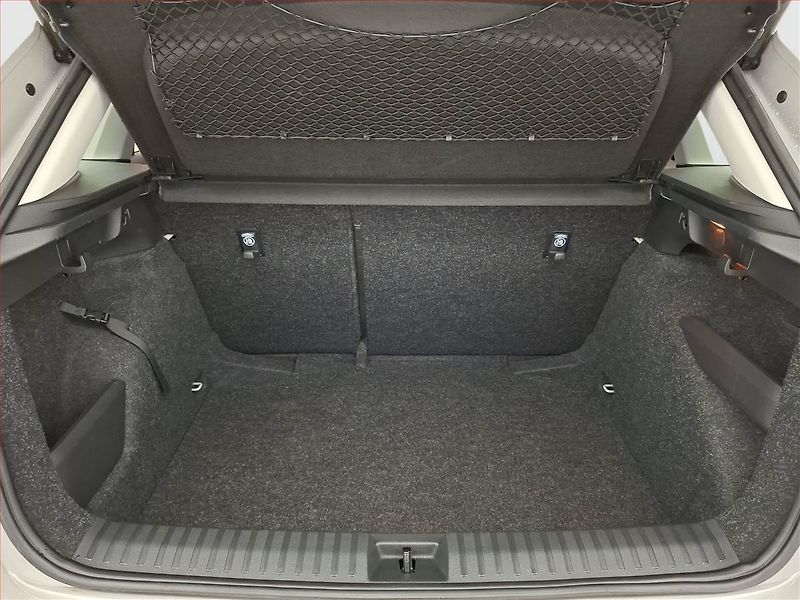 Škoda Kamiq (2021) 1.0 TSI, Automat, Serv.kniha - fotka 14 z 21