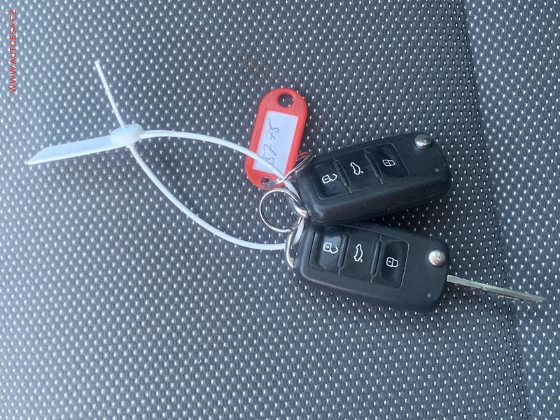Škoda Roomster (2010) 1.2 TSI - fotka 19 z 19