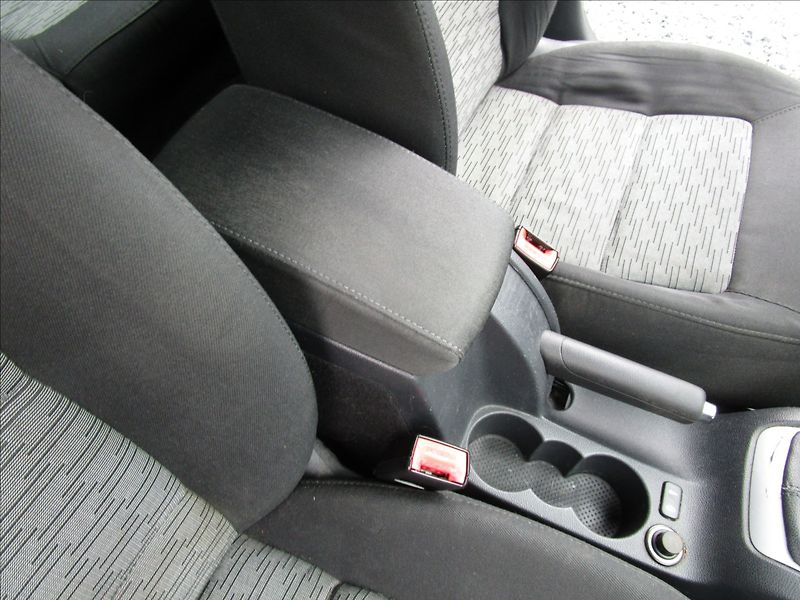Škoda Octavia Combi 1.9TDi Ambiente, Klima - fotka 19 z 41