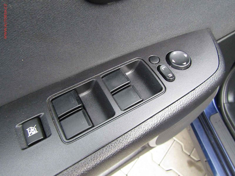 Mazda 6 (2008) 1.8i, ČR, AC, tažné - fotka 11 z 18