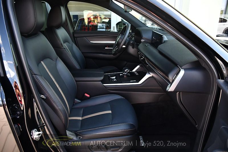 Mazda CX-80 2.5 PHEV HOMURA HUD ACC 7.MÍST - fotka 17 z 58