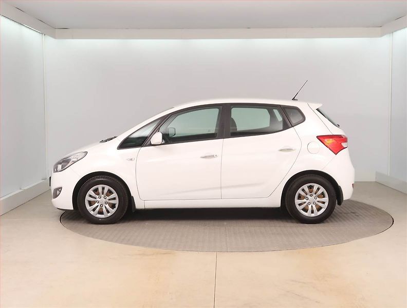 Hyundai ix20 (2018) 1.4 CVVT, Serv.kniha - fotka 3 z 14