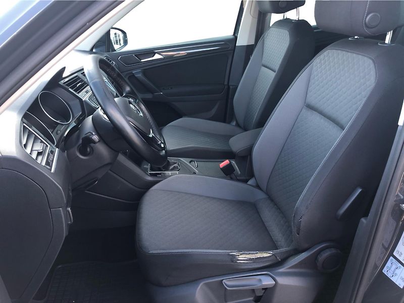 Volkswagen Tiguan 2,0 TDI - fotka 11 z 27