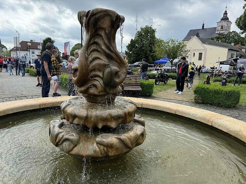 Ve Slatinicích si premiérový MotorFest užívaly davy, 25. května 2024