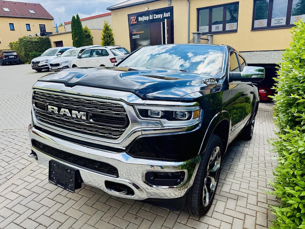 RAM 1500 5,7 HEMI LIMITED E-Torque ČR 
