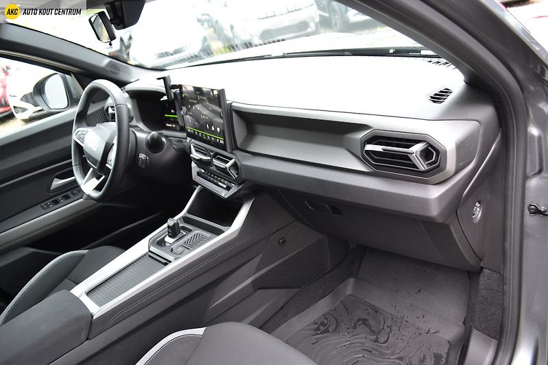 Dacia Bigster JOURNEY HYBRID 155 - fotka 15 z 61