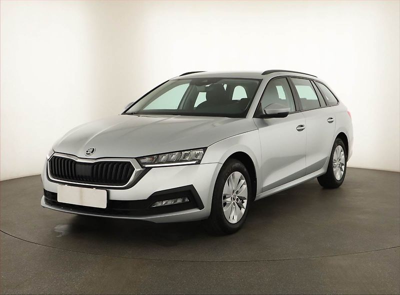 Škoda Octavia (2023) Ambition 2.0 TDI, ČR,1.maj - fotka 2 z 16