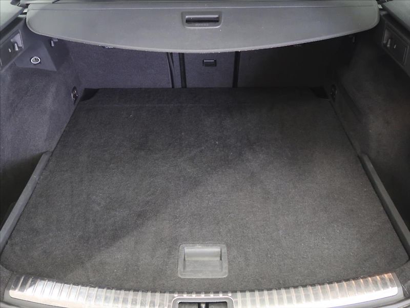 Seat Leon 2,0 TDI 110KW DSG Stylance - fotka 8 z 33