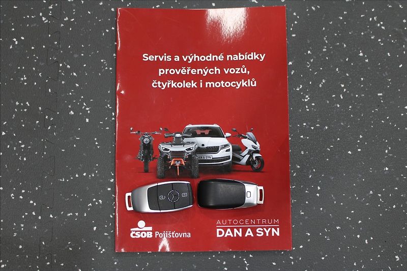 Mercedes-Benz GLA 1,3 200 1.majitel CZ zánovní - fotka 33 z 33