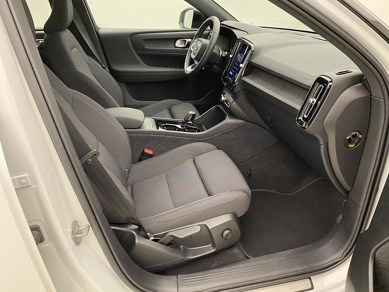 Volvo XC40 PURE ELECTRIC RECHARGE CORE  - fotka 24 z 55