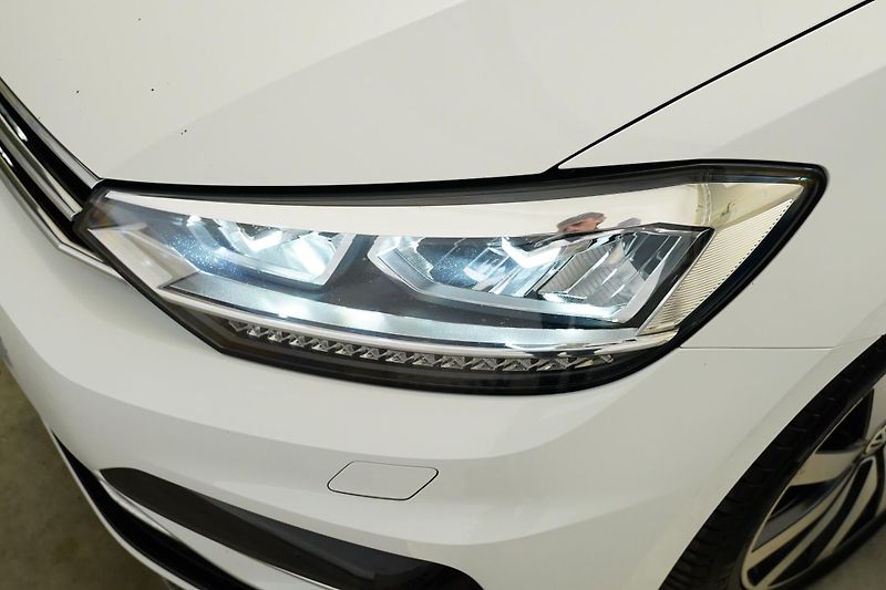 Volkswagen Touran - fotografie inzerátu