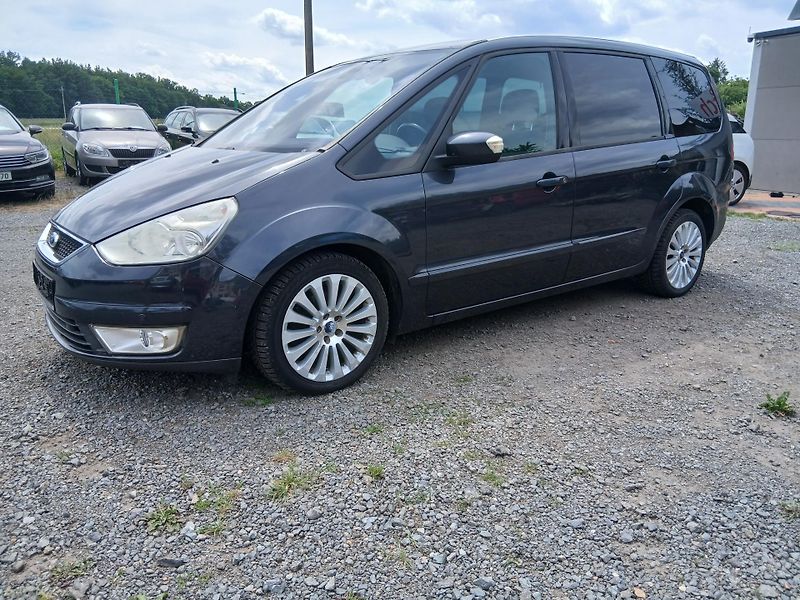 Ford Galaxy 2.0 TDCI, tažné, klima - fotka 16 z 35