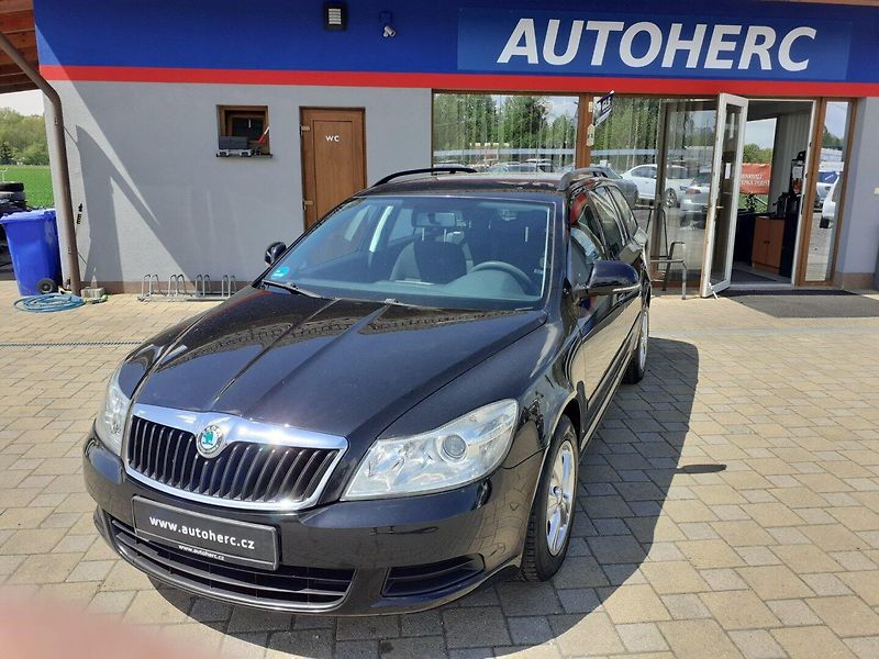 Škoda Octavia (2010) KOMBI 1.4 TSI - fotka 1 z 27