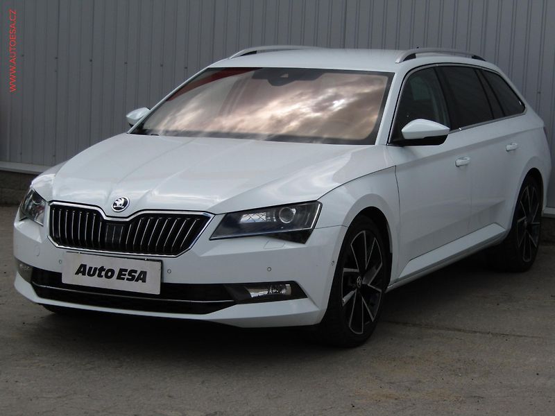 Škoda Superb (2016) 2.0 TDi, Style, TZ, navi - fotka 3 z 23
