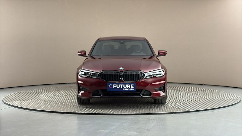 BMW Řada 3 330d AUT Sport Line - fotka 3 z 25