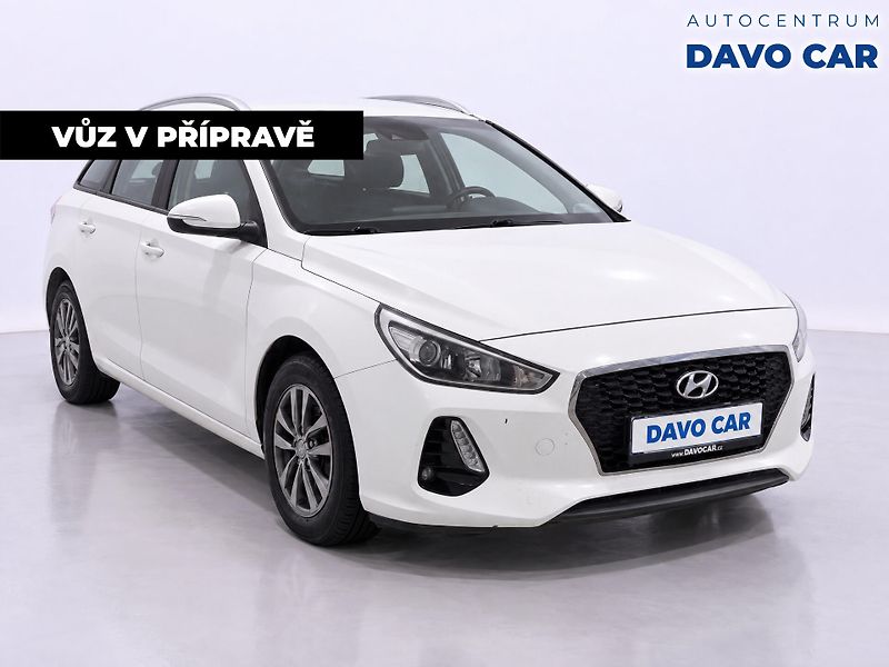 Hyundai i30 1,0 T-GDi 88kW CZ Trikolor - fotka 4 z 12