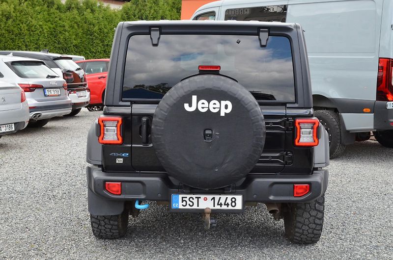 Jeep Wrangler (2022) Rubicon 4xe Unlimited 4x4 / ČR - fotka 5 z 52