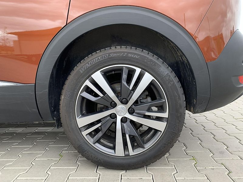 Peugeot 5008 ALLURE PACK 1,2 PureTech 96kW - fotka 28 z 29