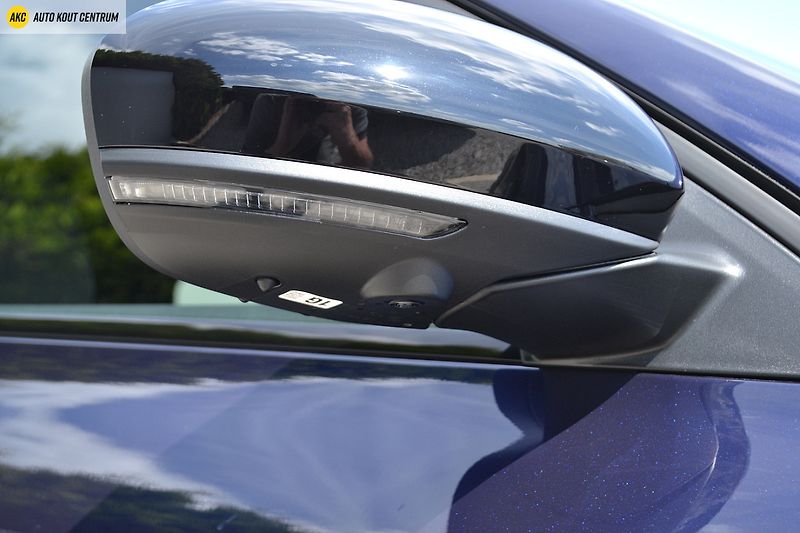 Renault Arkana ESPRIT ALPINE  E-Tech FULL HYB - fotka 12 z 57