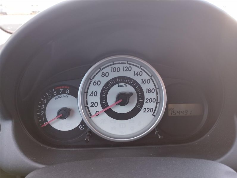 Mazda 2 1,3 55KW ČR, 100%KM - fotka 10 z 12